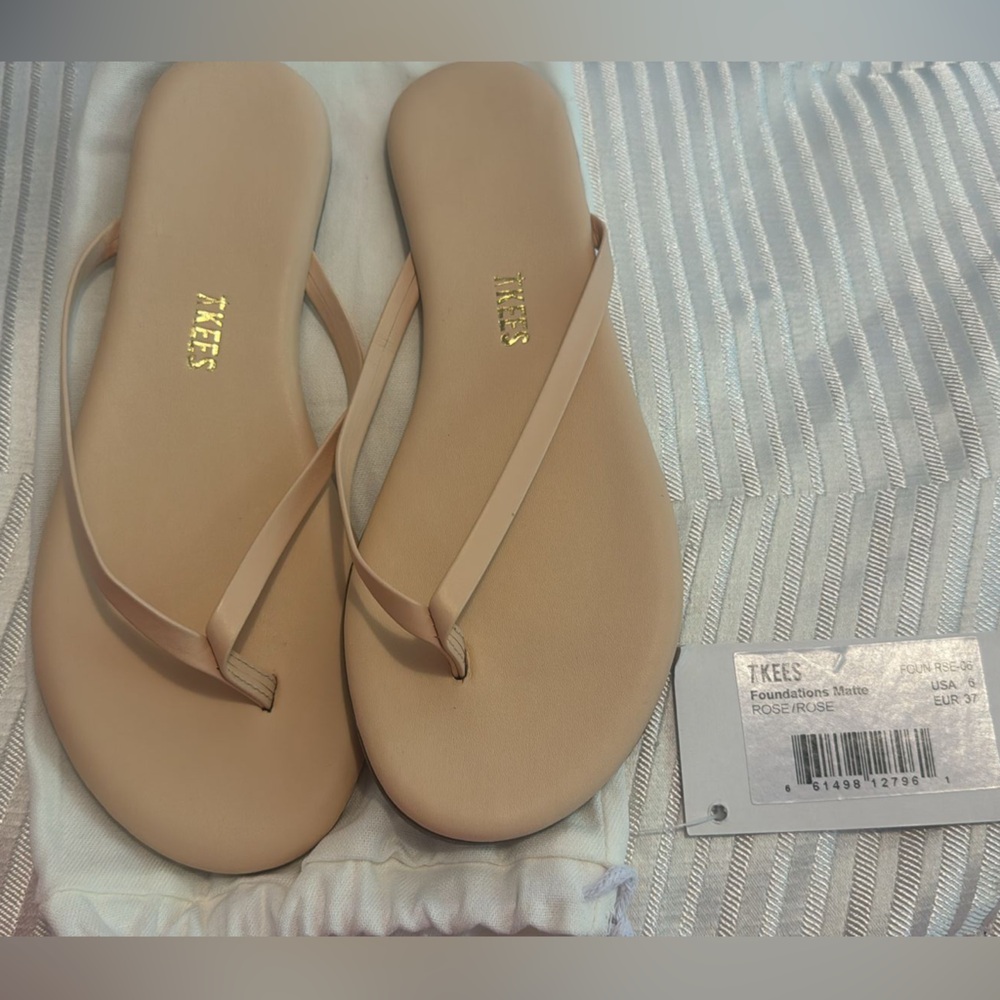 NWT TKEES Women's Sandals in Nude